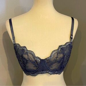 NWT Victoria Secret VS Dream Angels Black Lace Bra Push Up Without Padding 32DD